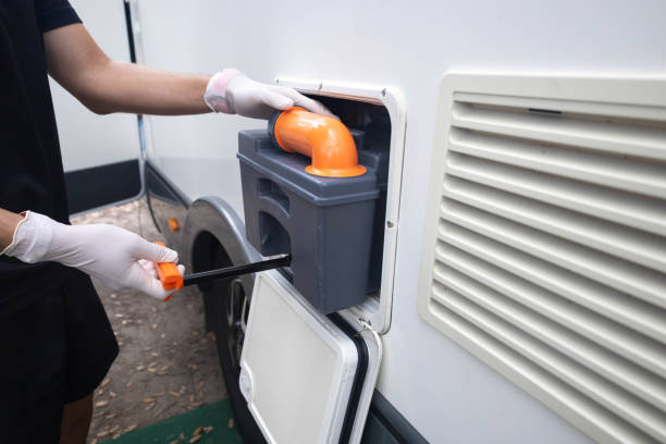 Best Portable restroom trailer rental  in Mount Vernon, WA